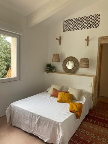 Petit Mas Calme Typique Du Sud ! Villa Valergues Exterior photo